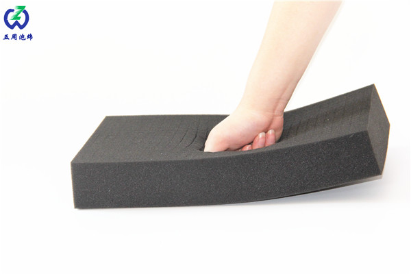 海綿變形和密度有關(guān)嗎？